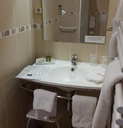 Ermitage Bouquet Hotel 3*